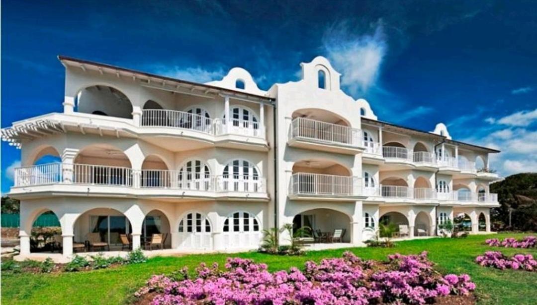 Royal Apartments 1 Bedroom Apartment Sea Views Saint James Exterior photo